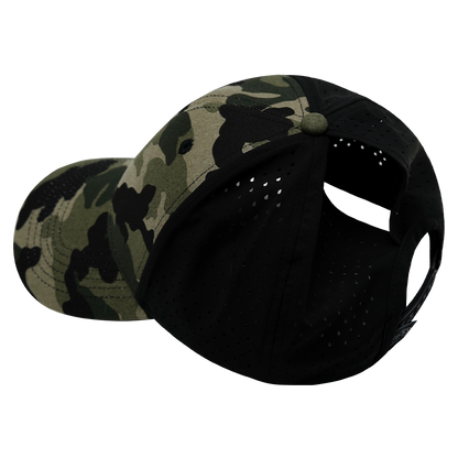 6 Panel - Shallow Fit - Pony Tail - Light Camo / Black - Laser Mesh (Unisex)